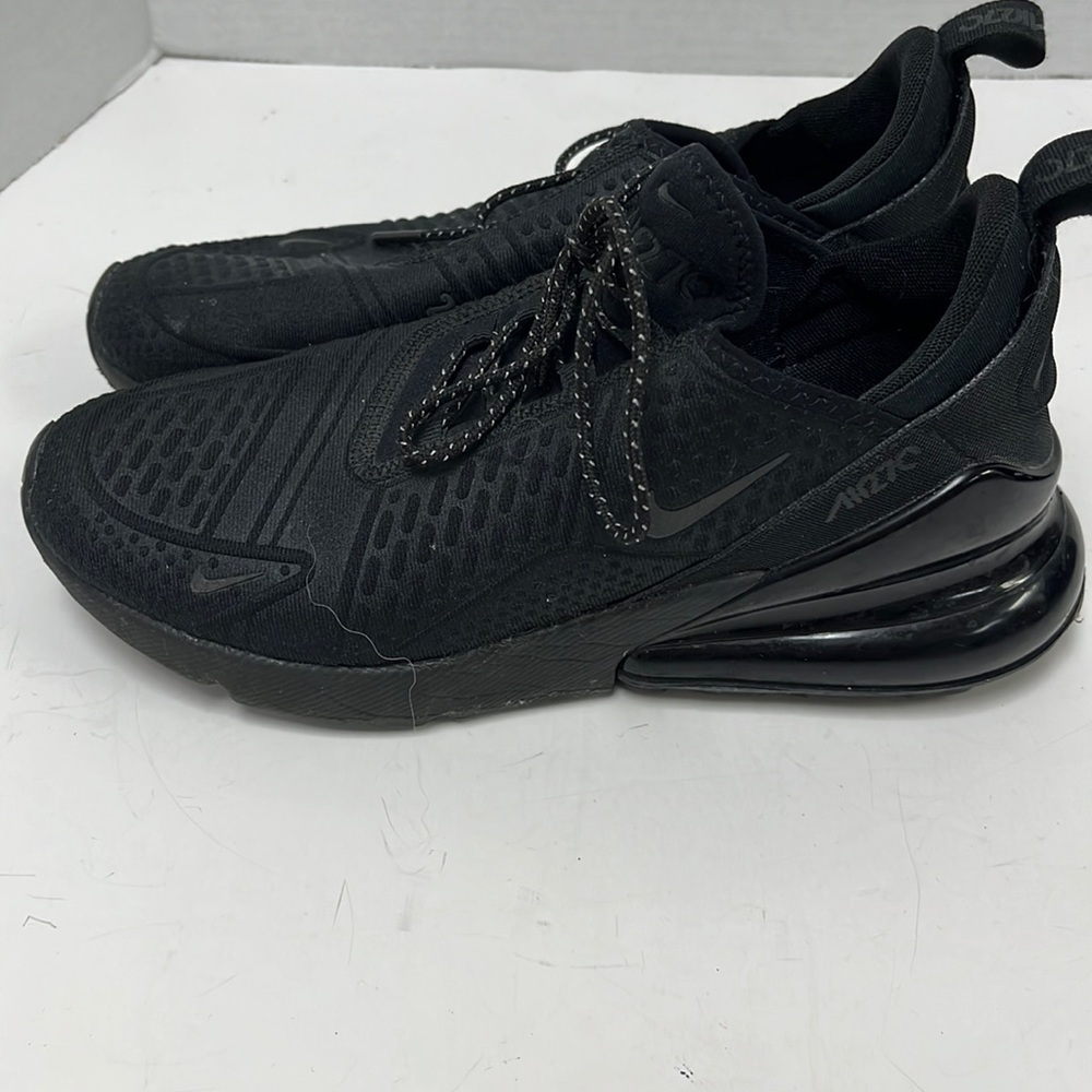 Nike Air Max 270 SE GS triple black!